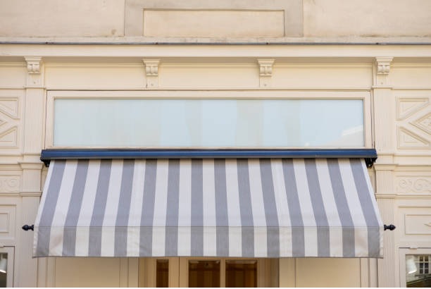 Retractable Awnings