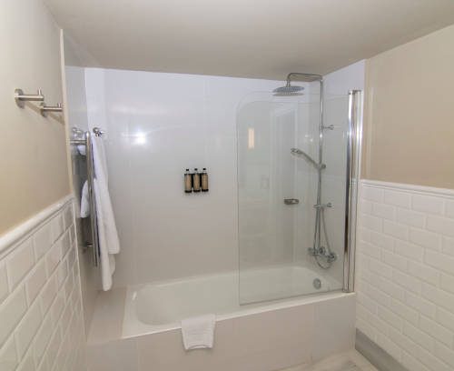 Shower Screens Carbrook